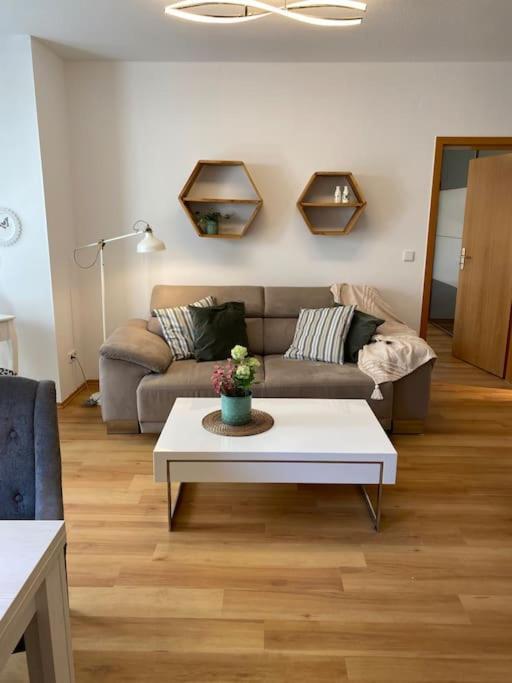 Taufrische Ferienwohnung Wuerzburg Zell am Main المظهر الخارجي الصورة